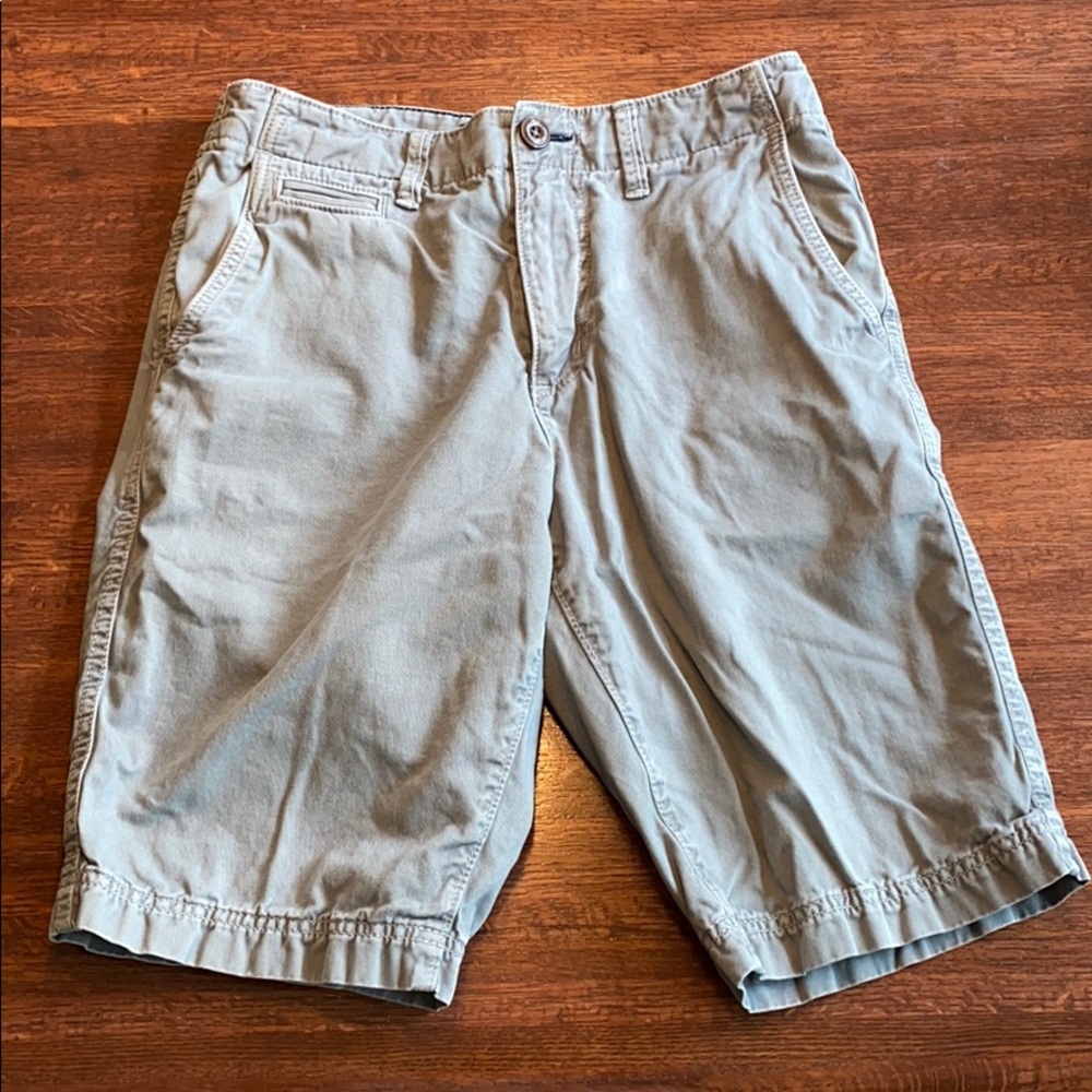 American Eagle Gray Khaki Shorts